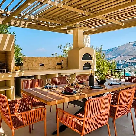 فندق Adrias Kefalonia 4*