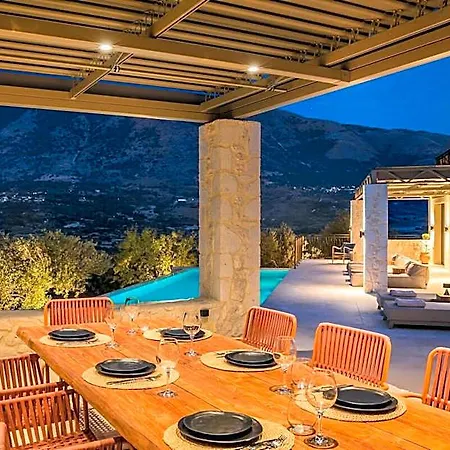فندق Adrias Kefalonia 4*
